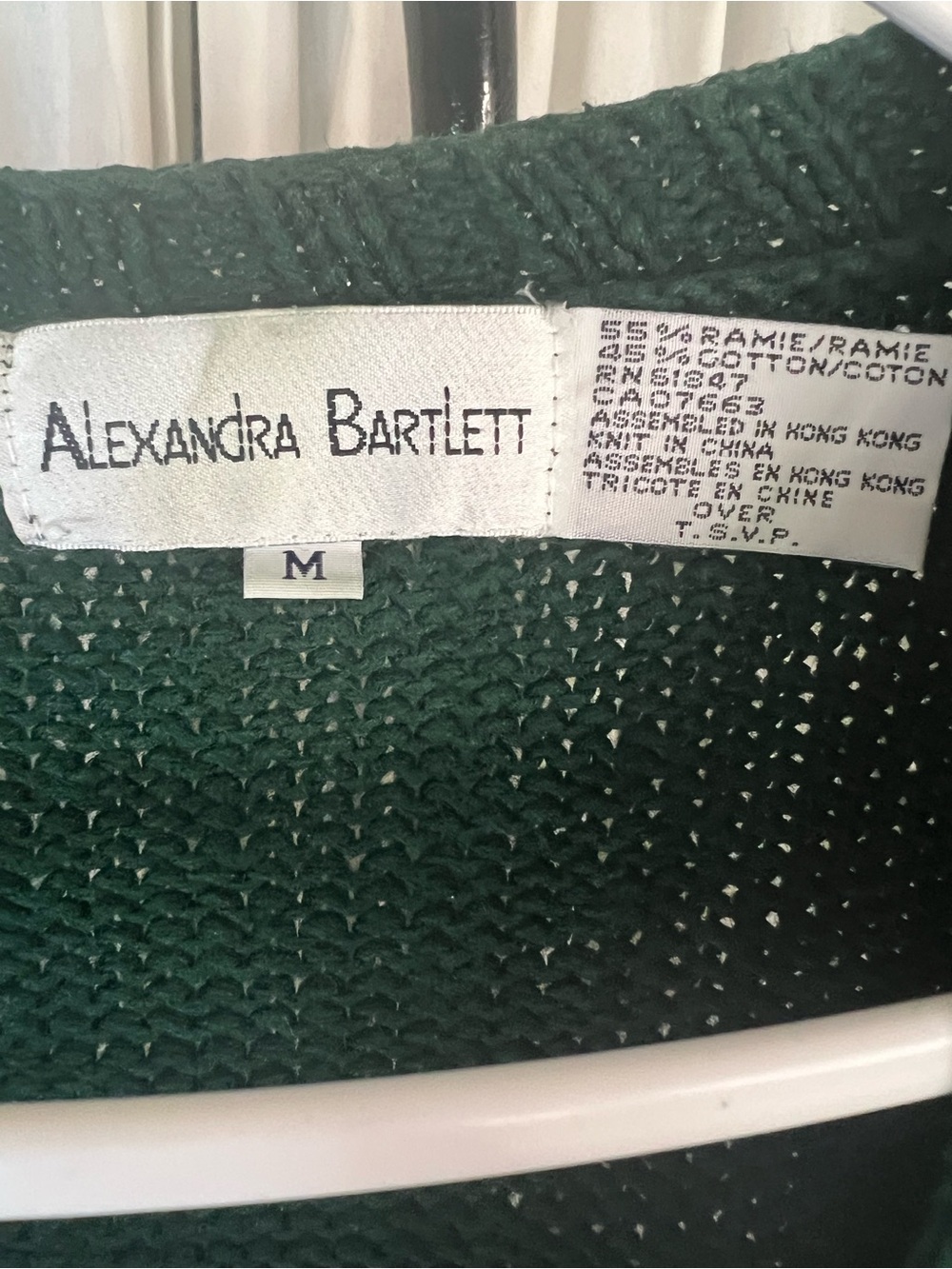 Alexandra Bartlett Vtg 80’s Maximalist Hand Knit/embroidered cat/food cardigan - Picture 12 of 15